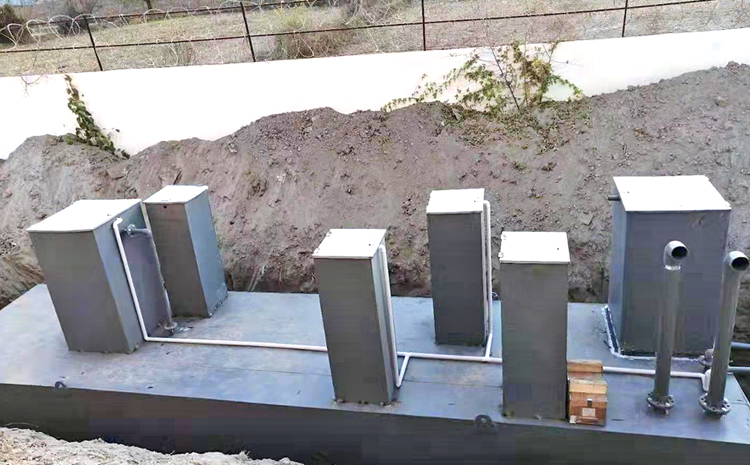 新疆新和縣地埋式污水處理設備安裝圖片